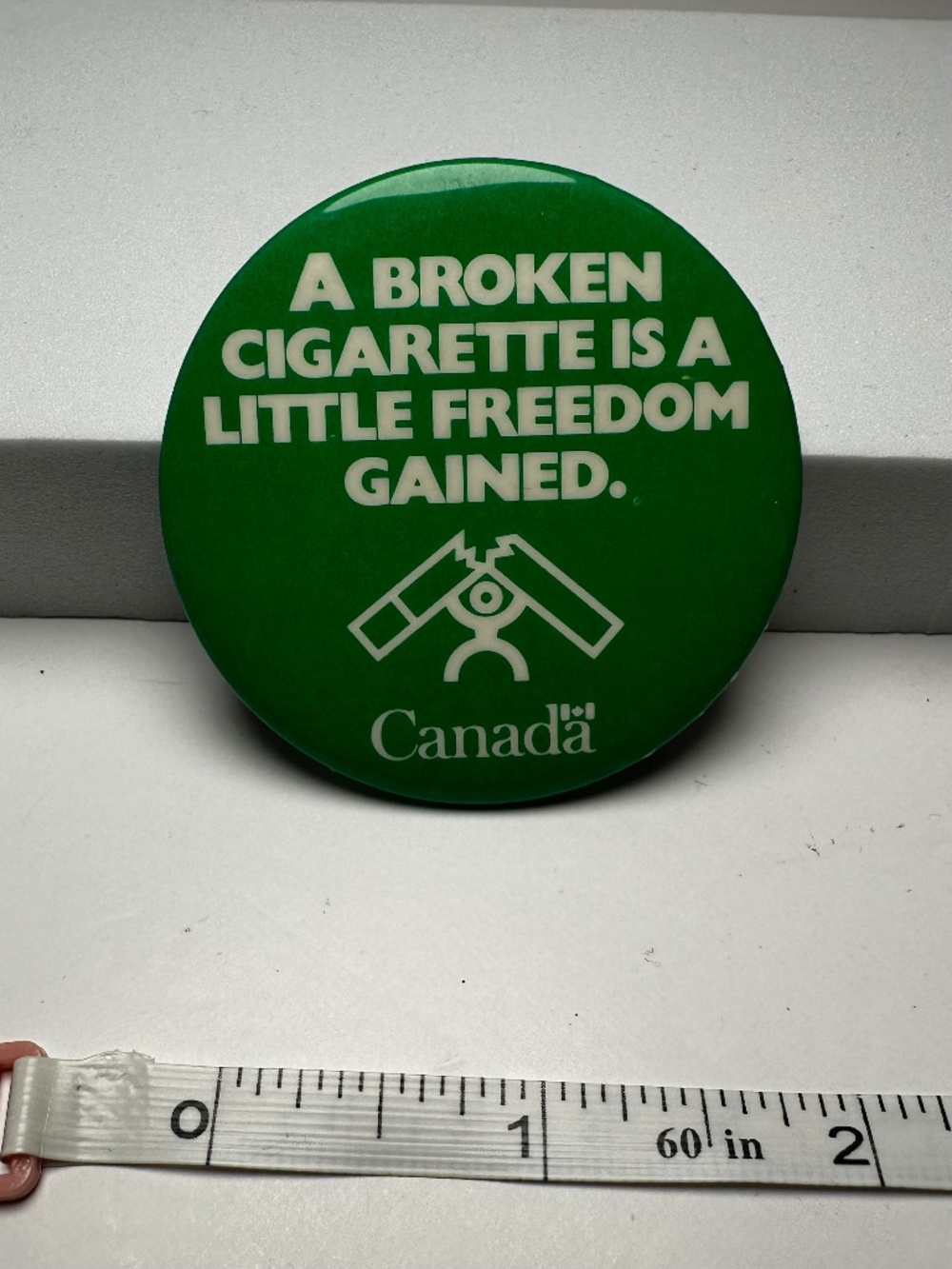 Vintage Canada Anti-Smoking Pinback Button Broken Cigarette